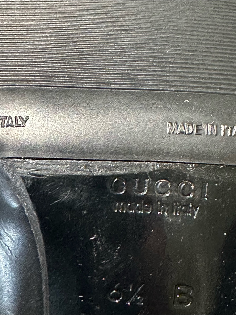 Gucci G Logo Black Patent Leather Open-Toe Pumps - Picture 10 of 10